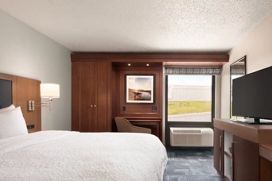 Stewart Inn — Guest room