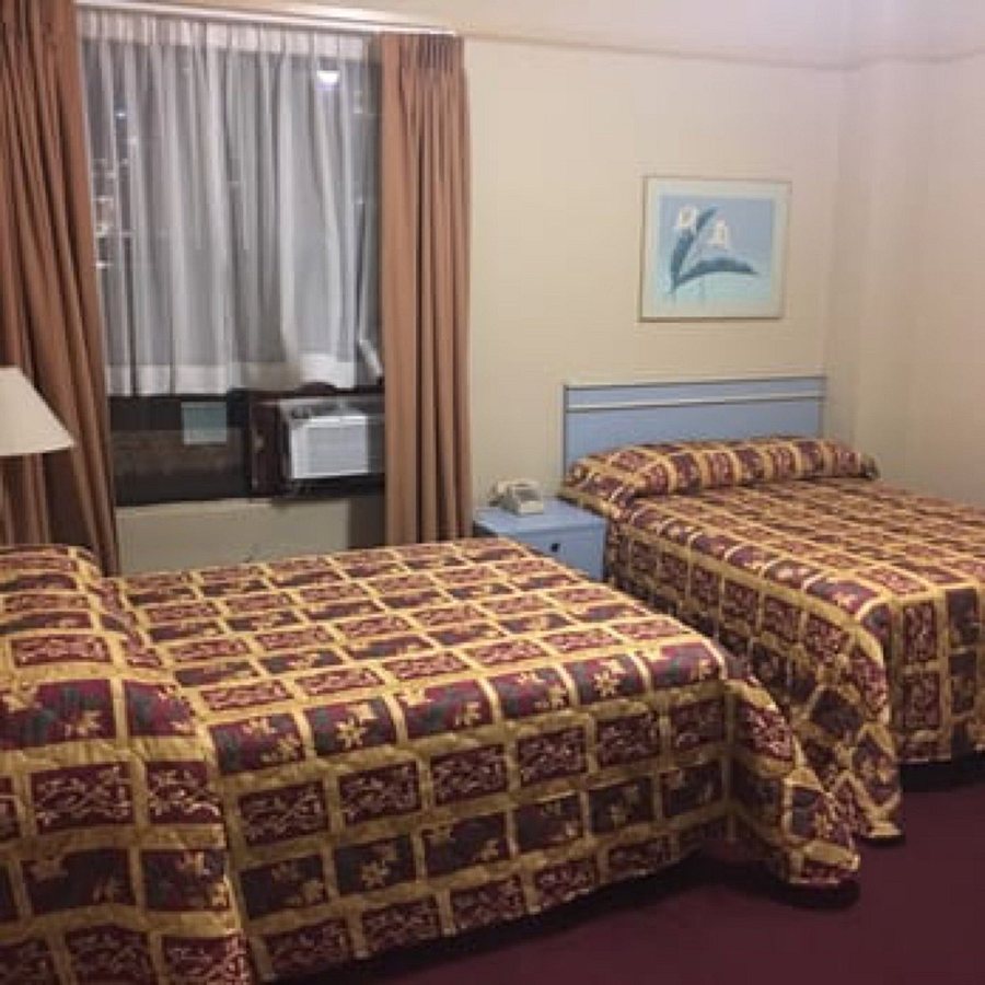 Stillwell Hotel Los Angeles California — Guest room