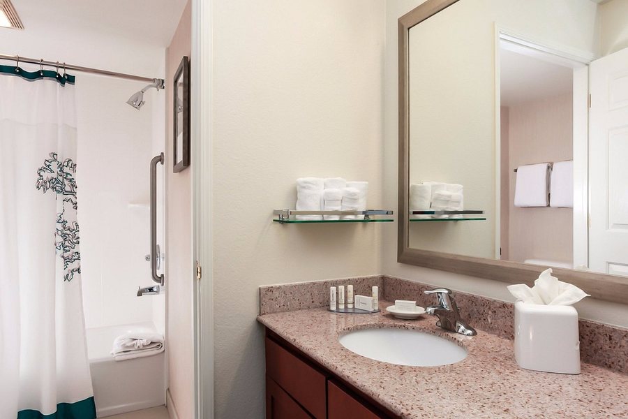 Stockton Inn Stockton New Jersey — Bathroom