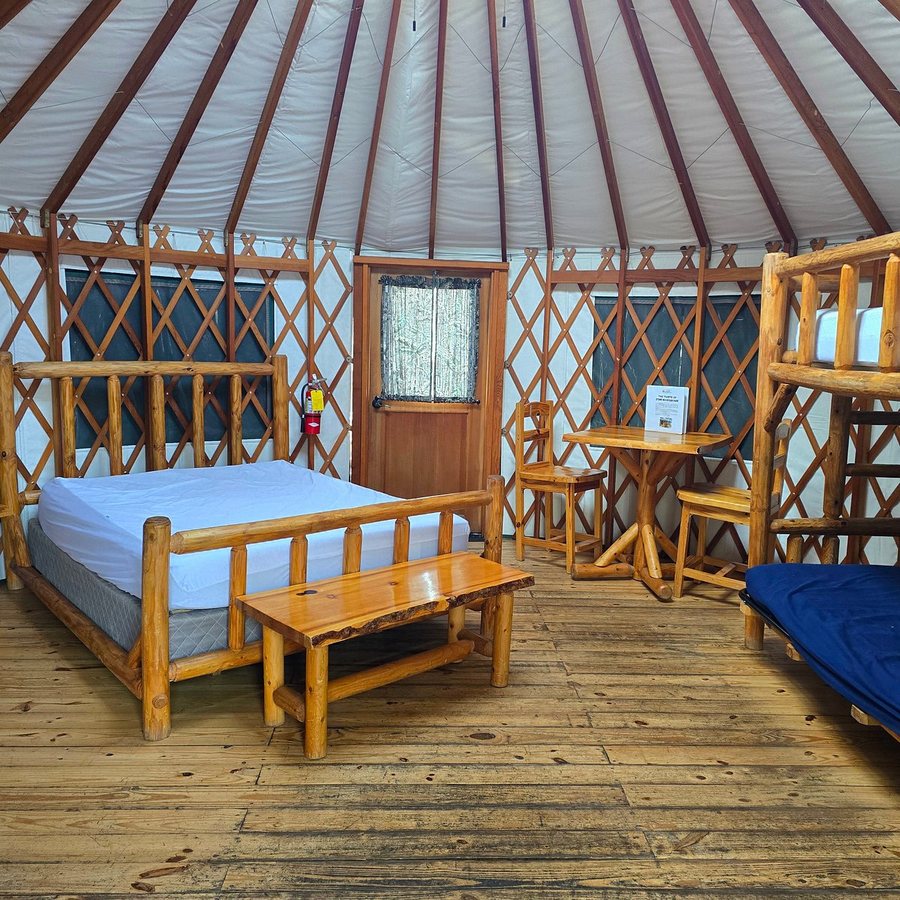 Stone Mountain Family Campground — Guest room