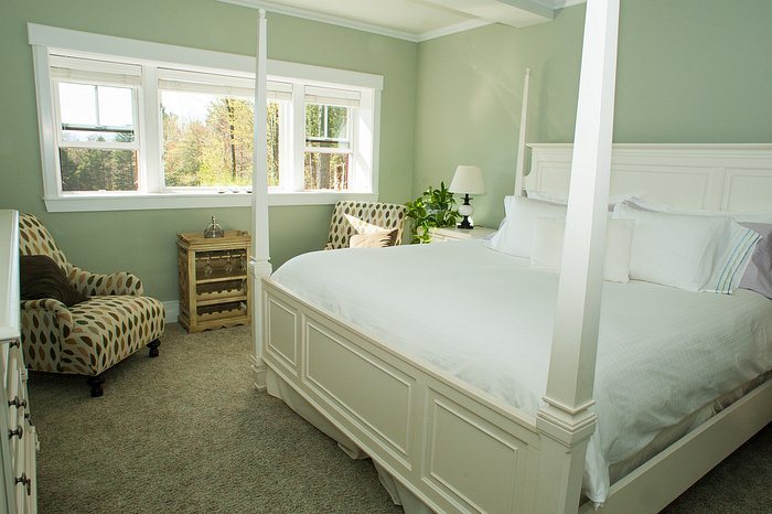 Stowe Meadows — Guest room