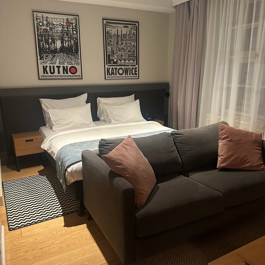 Stradonia Serviced Apartments — Guest room