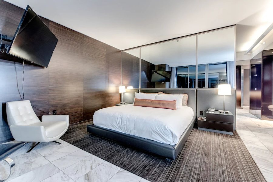 StripViewSuites at Signature Las Vegas Nevada — Guest room