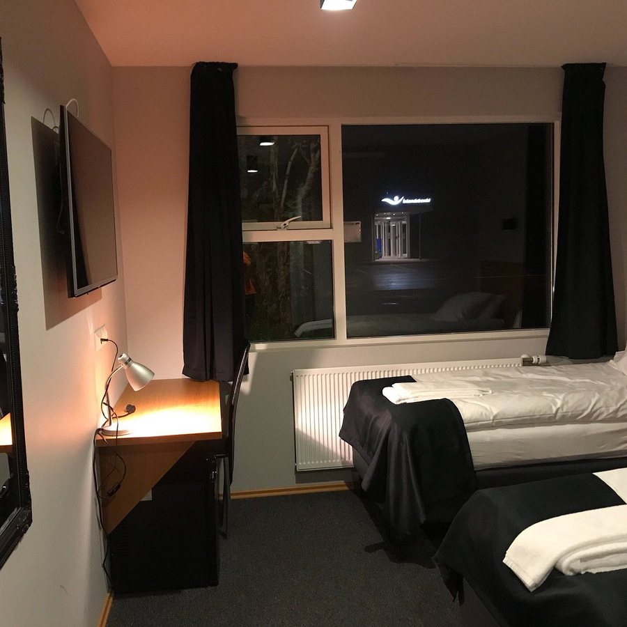 Studio 22 — Guest room