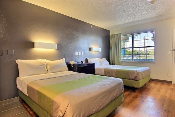 Studio 6 Extended Stay Austin TX Northwest — Guest room