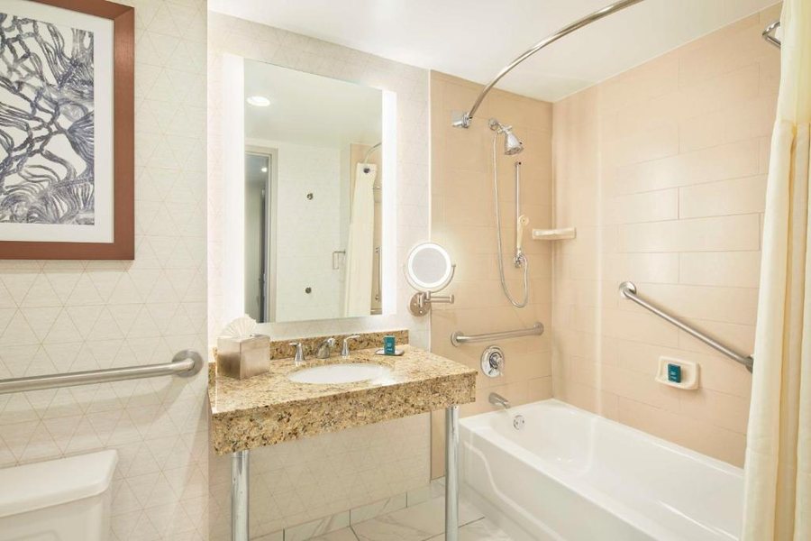 Studio 6 Roswell GA Atlanta — Bathroom