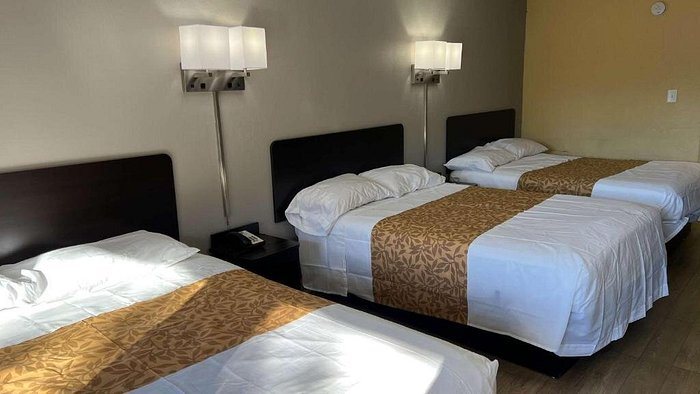 Studio 6 Wilmington NC — Guest room