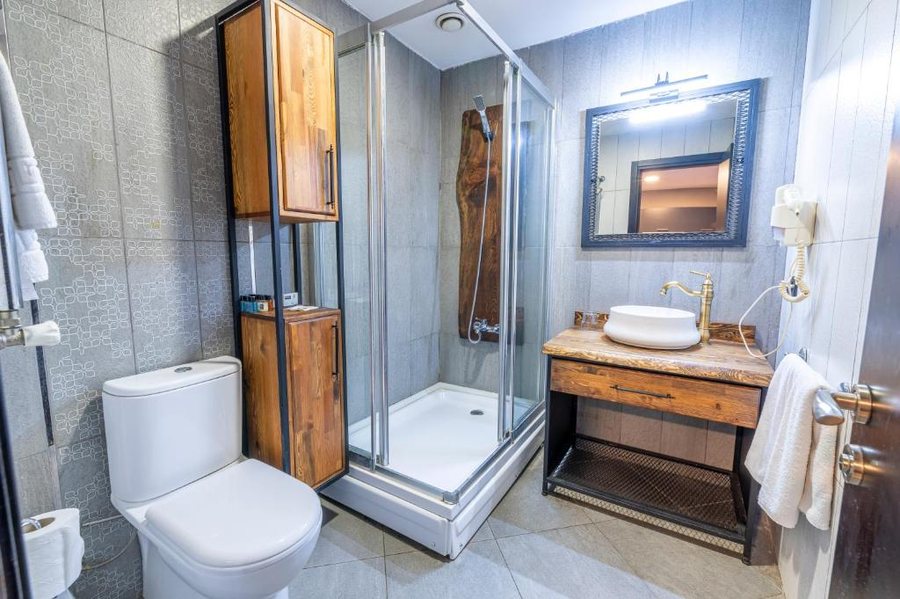 SuB Karakoy Hotel Istanbul — Bathroom