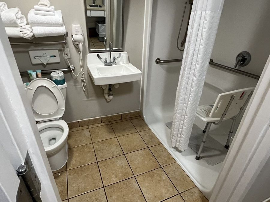 Suburban Extended Stay Hotel Naval Base Area — Bathroom