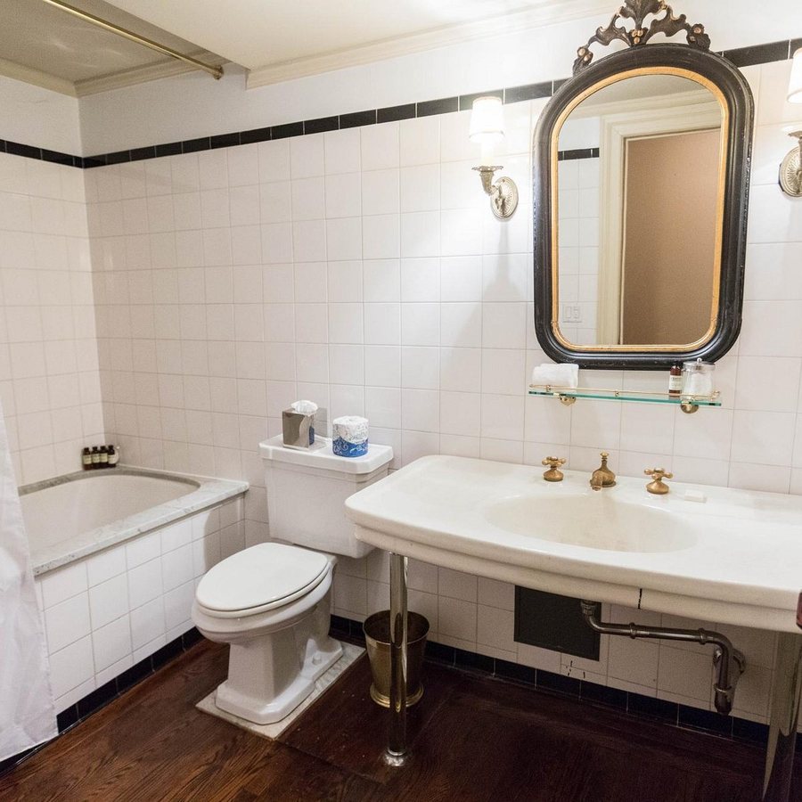 Sugar Hill House New York City New York — Bathroom