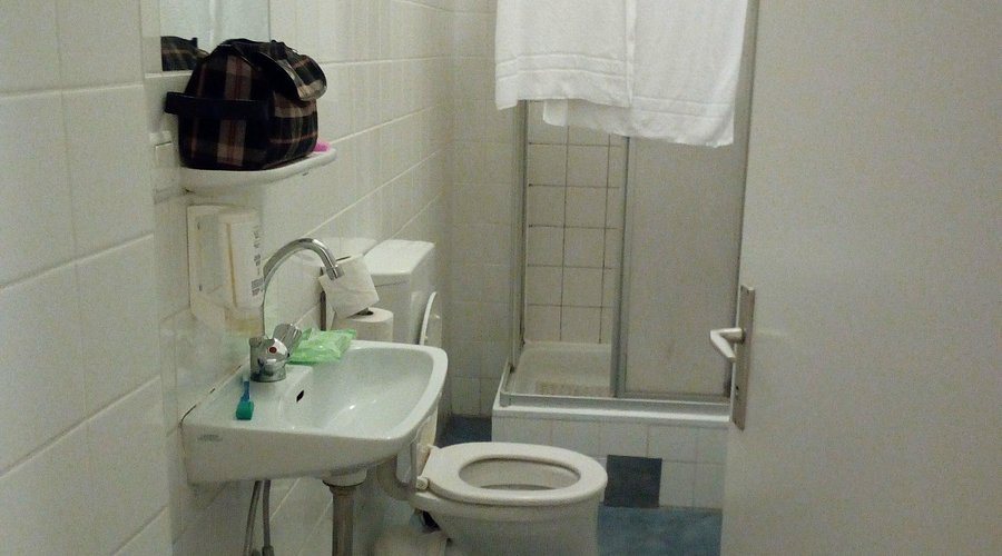 Suite Hotel 200m zum Prater — Bathroom
