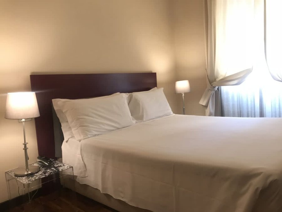 Suitedreams — Guest room