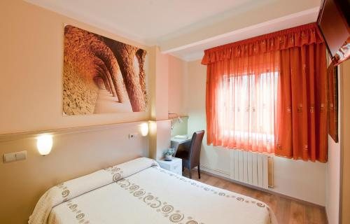 Suites Avenue Barcelona Catalonia — Guest room