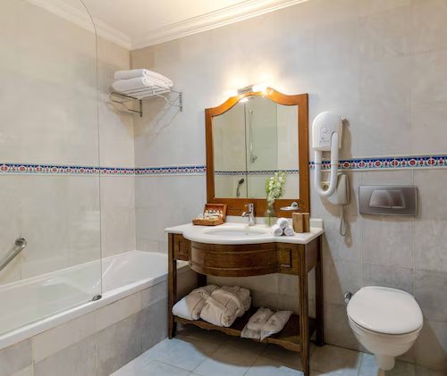 Sultanhan Hotel Istanbul — Bathroom