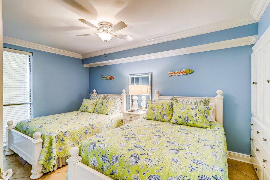 Summer House On Romar Beach — Guest room