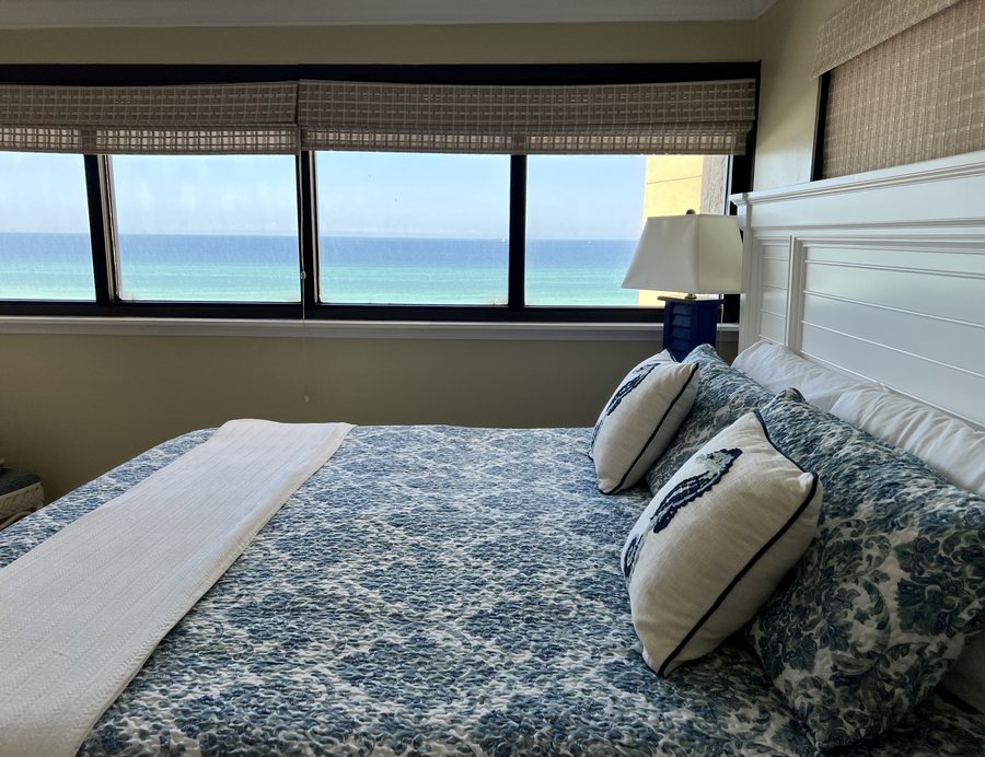 Summerhouse — Guest room