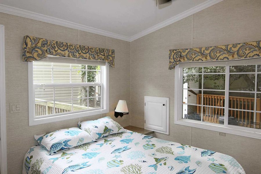 Sun Outdoors Cape May — Guest room