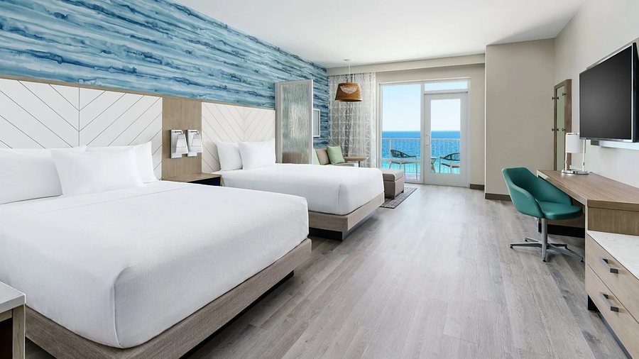 Sun Outdoors Panama City Beach — Guest room