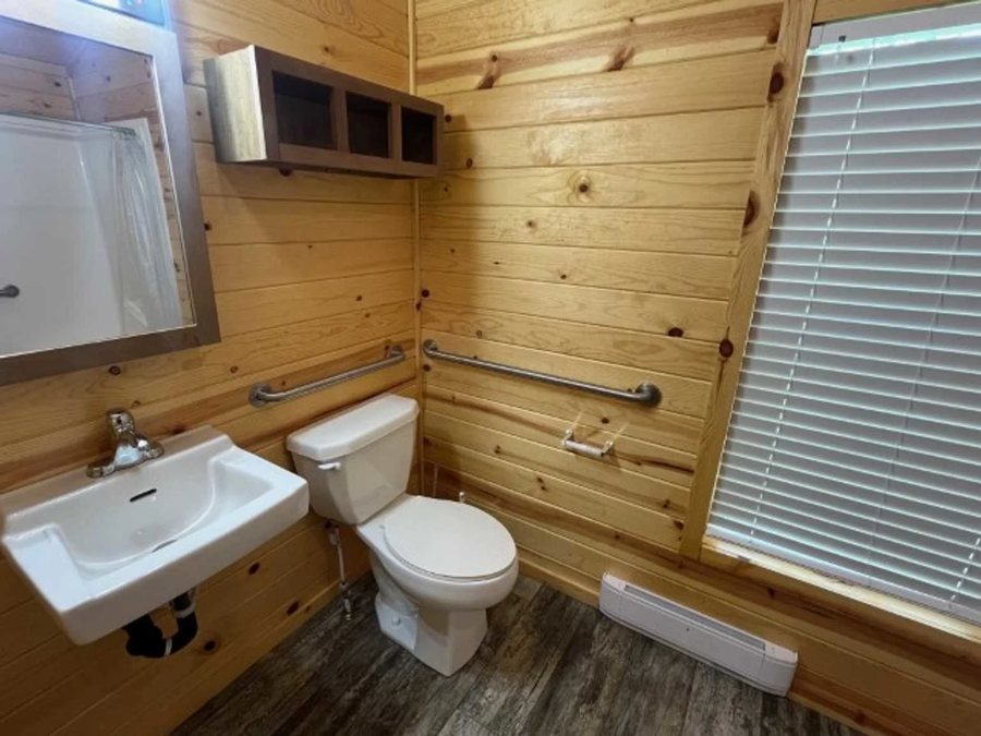Sun Retreats Wild Acres — Bathroom