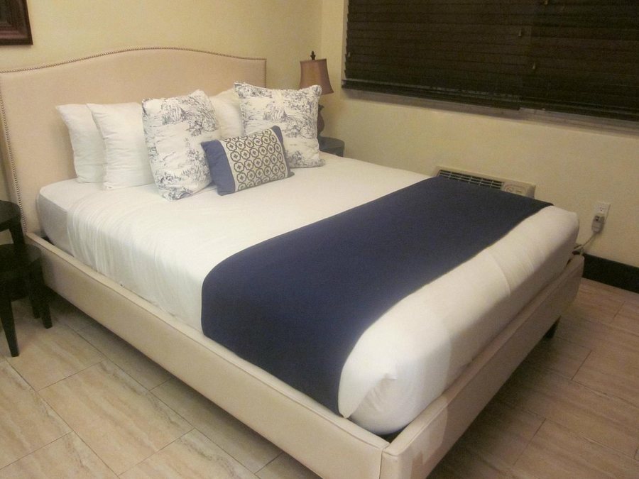 Sunbrite Apartments Miami Beach Florida — Guest room