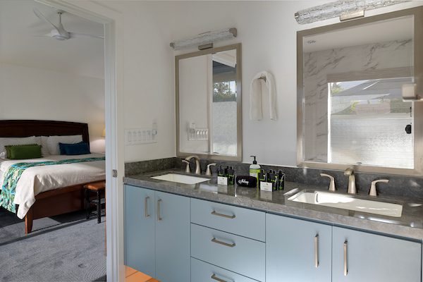 Sundance Villas by Private Villa Management — Bathroom