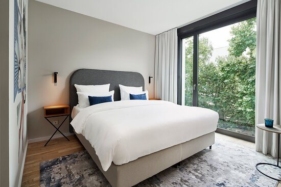 Sunday Hotel Berlin City West — Guest room