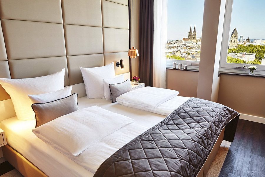 Sunday Hotel Koln Hurth — Guest room