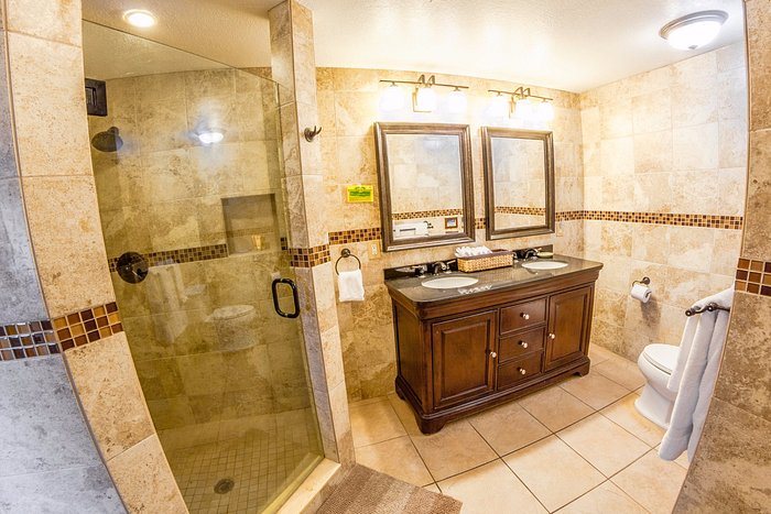 Suntan Terrace — Bathroom