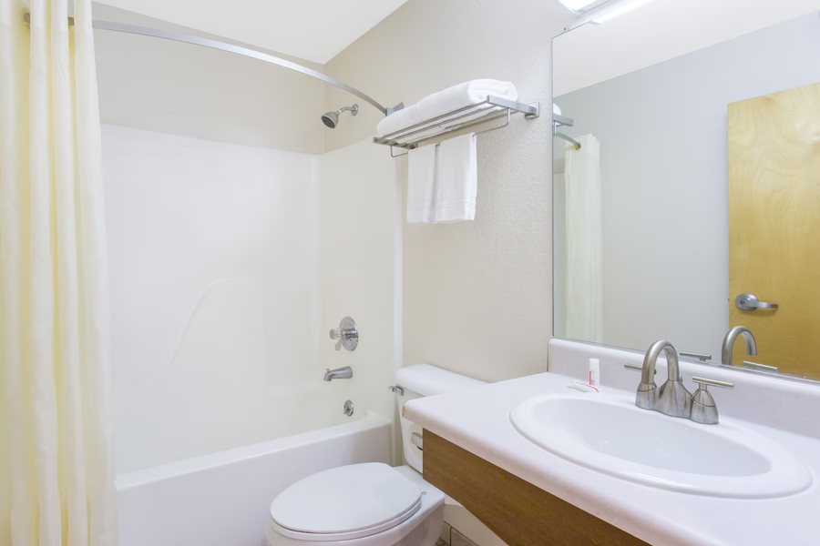 Super 8 by Wyndham Bedford — Bathroom