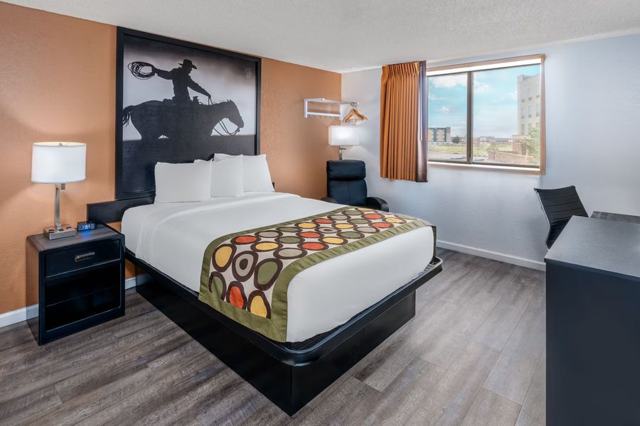 Super 8 by Wyndham Cheyenne WY — Guest room