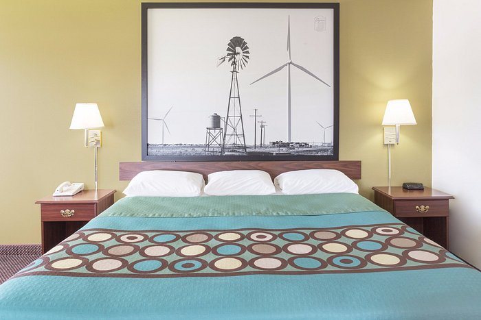 Super 8 by Wyndham Cresco IA Cresco Iowa — Guest room