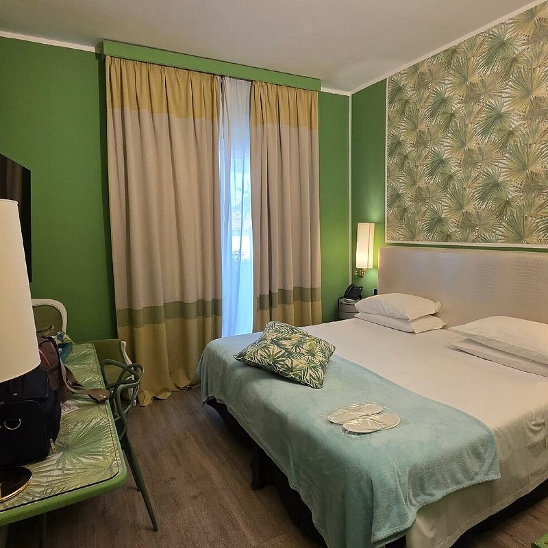 Sure Hotel Collection De La Pace 4 Stelle A Firenze Centro — Guest room