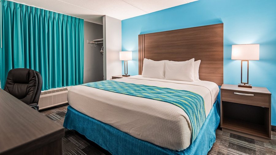 SureStay by Best Western Jacksonville Airport — Guest room