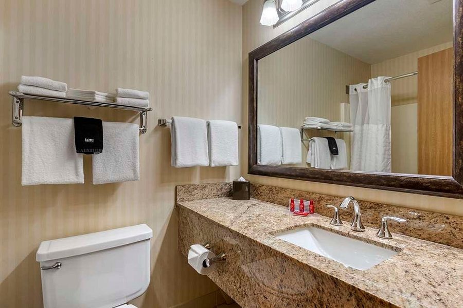 SureStay Plus By Best Western Buffalo — Bathroom