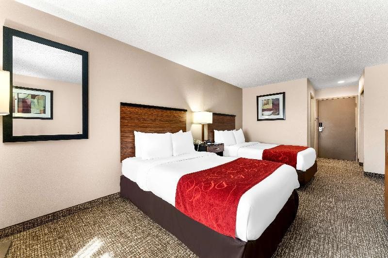 SureStay Plus Hotel by Best Western Oklahoma City North — Guest room