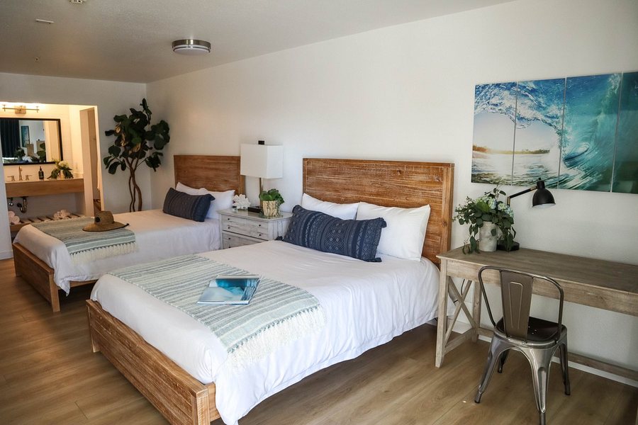 Surfbreak Hotel — Guest room
