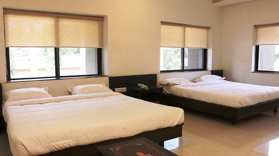 Surya Villa Resort — Guest room