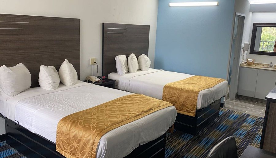 Sweet Dream Inn — Guest room
