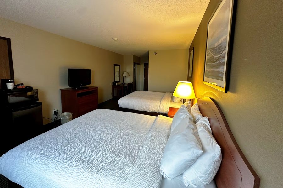 Sweetgrass Inn Bed Breakfast — Guest room