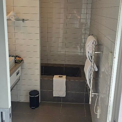 Swiss belsuites Pounamu Queenstown — Bathroom