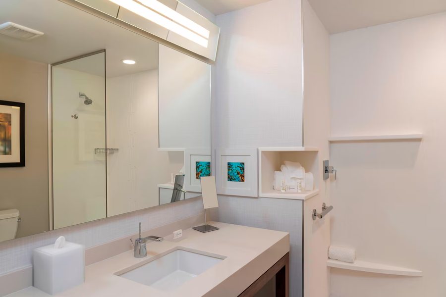 Sycamore Suites — Bathroom