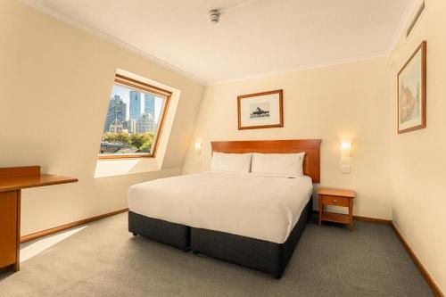 Sydney Harbour Bed and Breakfast — Guest room