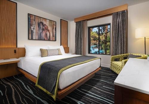 Tahiti Resort Las Vegas Nevada — Guest room