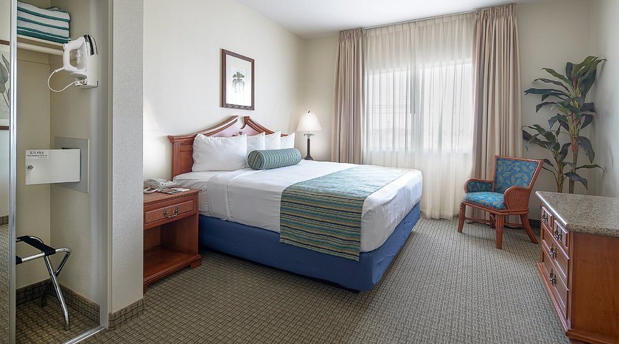 Tahiti Village Las Vegas Nevada — Guest room