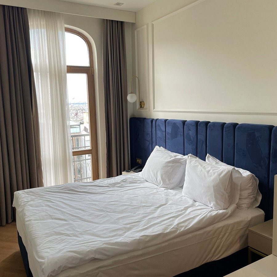 Taksim Bosphorus Hotel Istanbul — Guest room