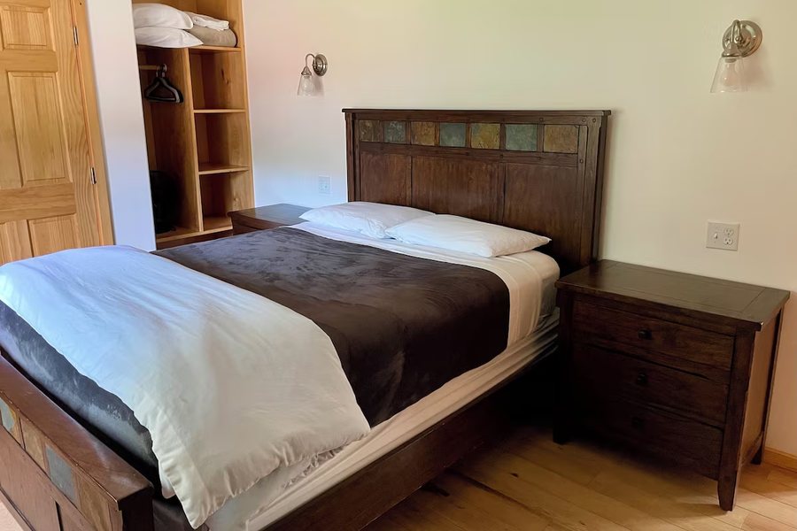 Talkeetna Alaskan Lodge — Guest room
