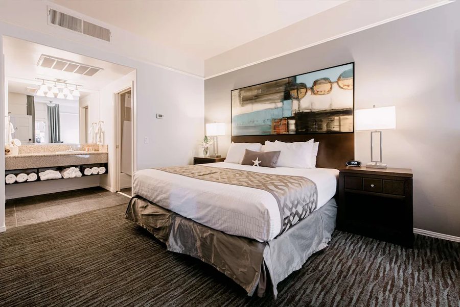 Tamarack Beach Resort — Guest room