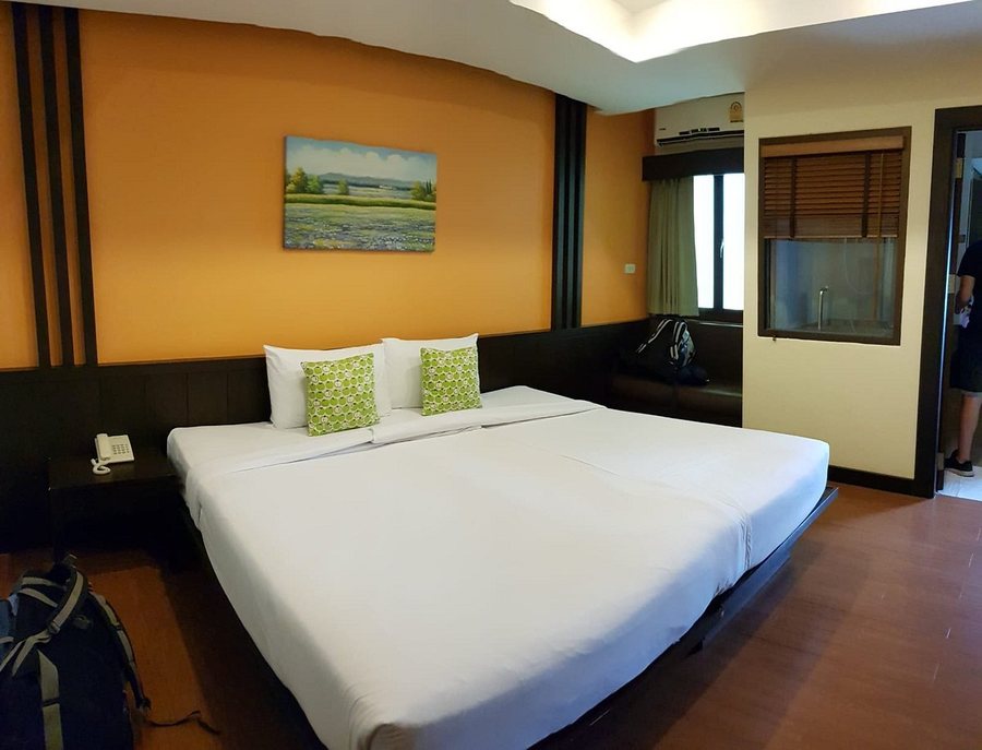 Tara Place Bangkok — Guest room