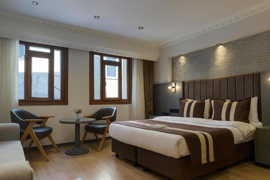 Taximtown Hotel Istanbul — Guest room