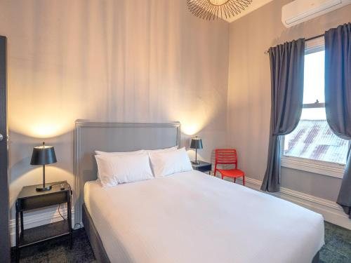 Telegraph Hotel Numurkah — Guest room